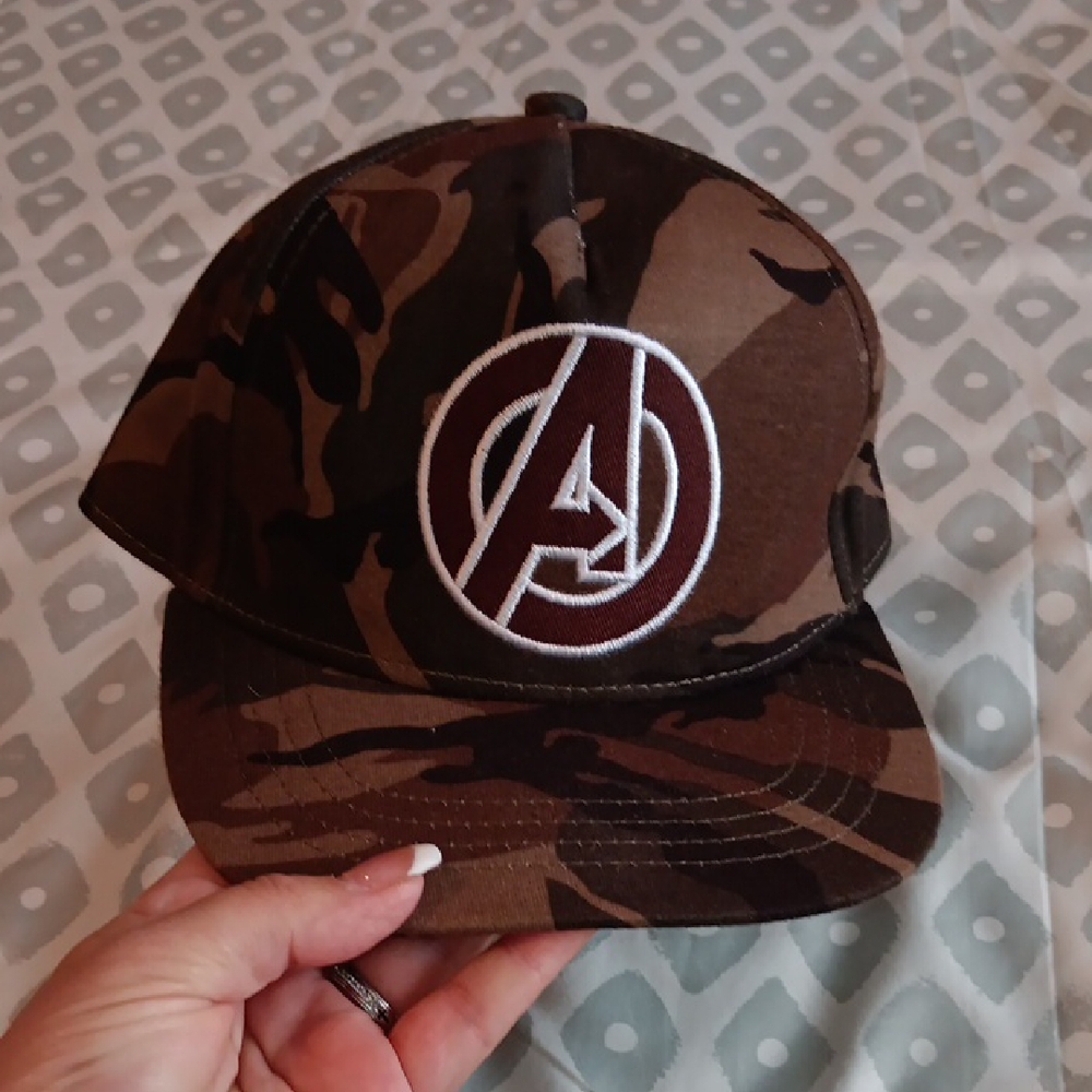 Marvel Avengers Boys Youth Camouflage Cap with Logo Adjustable OSF Brown Black